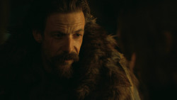 extant_GameOfThrones_3x03-WalkOfPunishment_5260