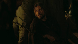 extant_GameOfThrones_3x03-WalkOfPunishment_5264