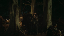 extant_GameOfThrones_3x03-WalkOfPunishment_5320