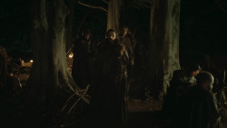 extant_GameOfThrones_3x03-WalkOfPunishment_5324
