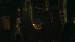 extant_GameOfThrones_3x03-WalkOfPunishment_5331