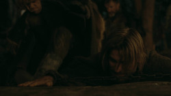 extant_GameOfThrones_3x03-WalkOfPunishment_5345