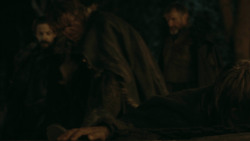 extant_GameOfThrones_3x03-WalkOfPunishment_5346
