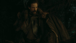extant_GameOfThrones_3x03-WalkOfPunishment_5350