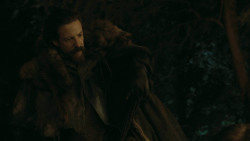 extant_GameOfThrones_3x03-WalkOfPunishment_5352