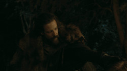 extant_GameOfThrones_3x03-WalkOfPunishment_5353