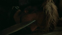 extant_GameOfThrones_3x03-WalkOfPunishment_5364