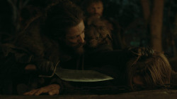 extant_GameOfThrones_3x03-WalkOfPunishment_5380