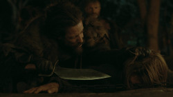 extant_GameOfThrones_3x03-WalkOfPunishment_5382