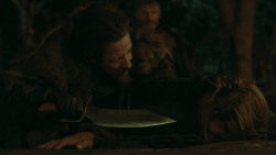 extant_GameOfThrones_3x03-WalkOfPunishment_5383