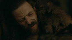 extant_GameOfThrones_3x03-WalkOfPunishment_5389