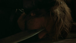 extant_GameOfThrones_3x03-WalkOfPunishment_5393
