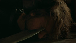 extant_GameOfThrones_3x03-WalkOfPunishment_5394