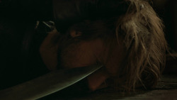 extant_GameOfThrones_3x03-WalkOfPunishment_5395