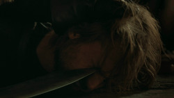 extant_GameOfThrones_3x03-WalkOfPunishment_5413