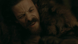 extant_GameOfThrones_3x03-WalkOfPunishment_5420