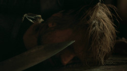 extant_GameOfThrones_3x03-WalkOfPunishment_5431