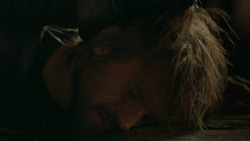 extant_GameOfThrones_3x03-WalkOfPunishment_5434