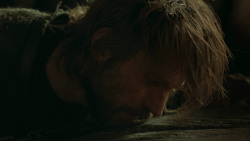 extant_GameOfThrones_3x03-WalkOfPunishment_5437