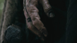 extant_GameOfThrones_3x04-AndNowHisWatchIsEnded_0004