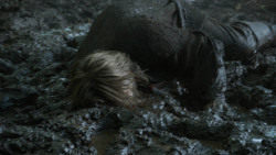 extant_GameOfThrones_3x04-AndNowHisWatchIsEnded_0072