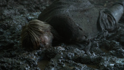 extant_GameOfThrones_3x04-AndNowHisWatchIsEnded_0083