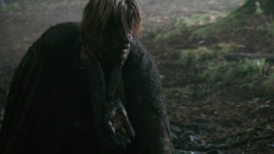 extant_GameOfThrones_3x04-AndNowHisWatchIsEnded_0099