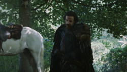 extant_GameOfThrones_3x04-AndNowHisWatchIsEnded_0120
