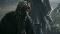 extant_GameOfThrones_3x04-AndNowHisWatchIsEnded_0121
