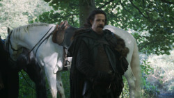 extant_GameOfThrones_3x04-AndNowHisWatchIsEnded_0234