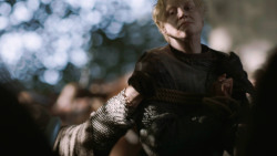 extant_GameOfThrones_3x04-AndNowHisWatchIsEnded_0290