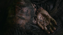extant_GameOfThrones_3x04-AndNowHisWatchIsEnded_0302