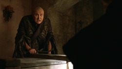 extant_GameOfThrones_3x04-AndNowHisWatchIsEnded_0425