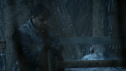 extant_GameOfThrones_3x04-AndNowHisWatchIsEnded_0872