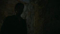 extant_GameOfThrones_3x04-AndNowHisWatchIsEnded_1999