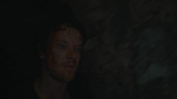 extant_GameOfThrones_3x04-AndNowHisWatchIsEnded_2008