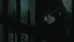 extant_GameOfThrones_3x04-AndNowHisWatchIsEnded_2036