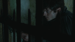 extant_GameOfThrones_3x04-AndNowHisWatchIsEnded_2037