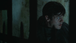 extant_GameOfThrones_3x04-AndNowHisWatchIsEnded_2100