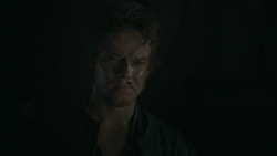 extant_GameOfThrones_3x04-AndNowHisWatchIsEnded_2253