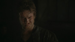 extant_GameOfThrones_3x04-AndNowHisWatchIsEnded_2255