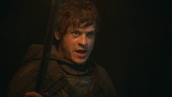 extant_GameOfThrones_3x04-AndNowHisWatchIsEnded_2295