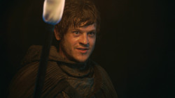extant_GameOfThrones_3x04-AndNowHisWatchIsEnded_2296