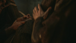 extant_GameOfThrones_3x04-AndNowHisWatchIsEnded_2304