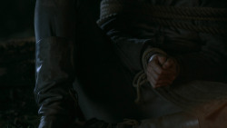 extant_GameOfThrones_3x04-AndNowHisWatchIsEnded_2330