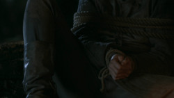 extant_GameOfThrones_3x04-AndNowHisWatchIsEnded_2331
