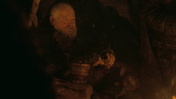 extant_GameOfThrones_3x04-AndNowHisWatchIsEnded_3868