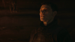 extant_GameOfThrones_3x04-AndNowHisWatchIsEnded_4047