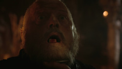 extant_GameOfThrones_3x04-AndNowHisWatchIsEnded_4068