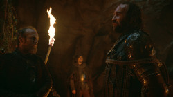 extant_GameOfThrones_3x04-AndNowHisWatchIsEnded_4378